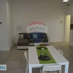 Affitto 3 camera appartamento di 130 m² in Bari