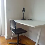 Rent a room of 130 m² in lisbon