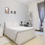 Rent a room of 65 m² in Milan