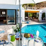 BONITO CHALET EN NERJA