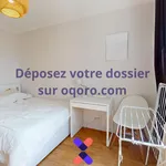 Appartement de 9 m² avec 6 chambre(s) en location à Bron