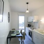 Rent 4 bedroom apartment in Vénissieux