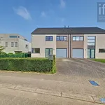 Huur 4 slaapkamer huis van 240 m² in Duisburg