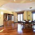 Rent 3 bedroom apartment of 118 m² in Sezze