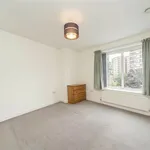 Rent 2 bedroom flat in London