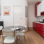 Rent 3 bedroom apartment in Milan