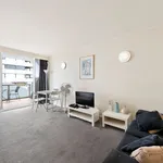 Rent 1 bedroom apartment in Melbourne