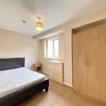 Rent 2 bedroom flat in Salford