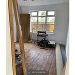 Rent 3 bedroom house in East Midlands