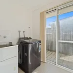 Rent 3 bedroom house in Baldivis