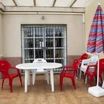 Rent 4 bedroom house in Cádiz