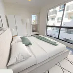 Rent 1 bedroom house in Los Angeles