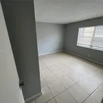 Rent 3 bedroom apartment of 2454 m² in Pembroke Pines