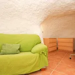 Rent a room of 70 m² in granada