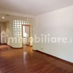 Rent 4 bedroom apartment of 120 m² in Rome