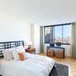 Rent 1 bedroom apartment of 74 m² in New York