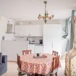 Huur 2 slaapkamer appartement van 72 m² in amsterdam