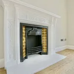 Rent 3 bedroom flat in Hove