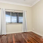 Rent 3 bedroom house in  Geraldton WA 6530                        