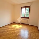 Rent 2 bedroom apartment of 65 m² in Milano