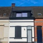 Huur 2 slaapkamer huis van 210 m² in Kapellen