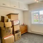 Rent 4 bedroom flat in East Midlands