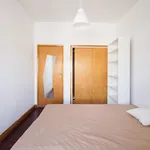 Rent 6 bedroom apartment in Lisbon