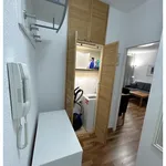 Rent 1 bedroom apartment of 32 m² in Berlin