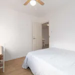 Rent a room of 69 m² in valencia