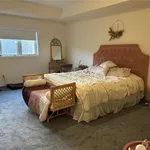 Rent 4 bedroom apartment in Thorold