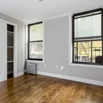 Rent 3 bedroom apartment in Manhattan