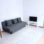 Rent 1 bedroom apartment in Porto