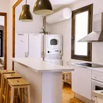 Rent 19 bedroom apartment in Barcelona