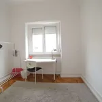 Rent a room of 160 m² in lisbon