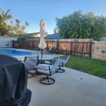 Rent 3 bedroom house in Simi Valley