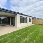 Rent 4 bedroom house in Armstrong Creek VIC 3217