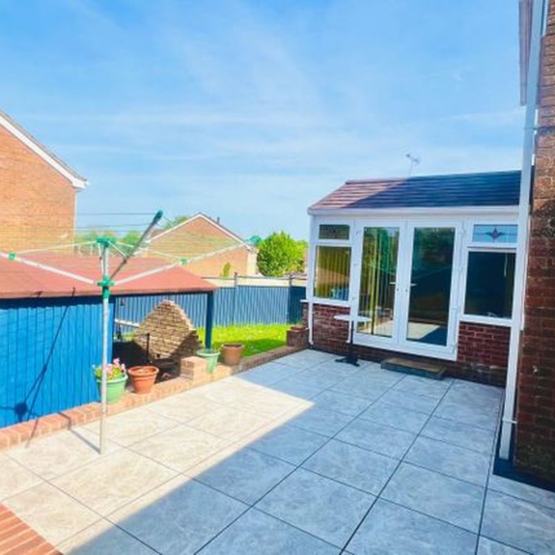 Detached house to rent in Cabot Drive, Swindon SN5 The Prinnels