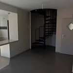 Appartement de 72 m² avec 4 chambre(s) en location à Brusque