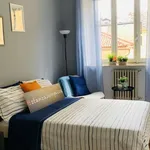 Rent a room in turin