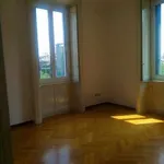 Rent 4 bedroom apartment of 126 m² in Milan