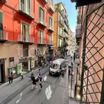 Affitto 2 camera appartamento di 35 m² in Napoli