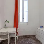 Rent 8 bedroom apartment in Valencia