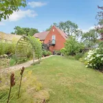 Rent 4 bedroom house in South West England