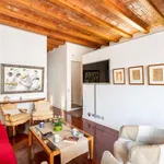 Rent 3 bedroom apartment in barcelona