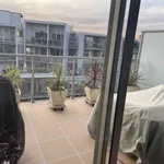 Rent 1 bedroom apartment in Port Melbourne