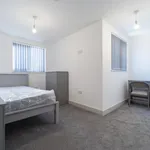 Rent 6 bedroom flat in West Midlands