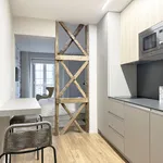 Rent 1 bedroom apartment of 30 m² in Lisbon