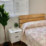 Rent 3 bedroom apartment in West Adams