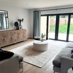 Rent 5 bedroom house in Devon