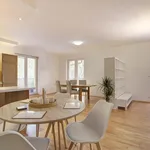 Rent 3 bedroom apartment of 90 m² in Prague